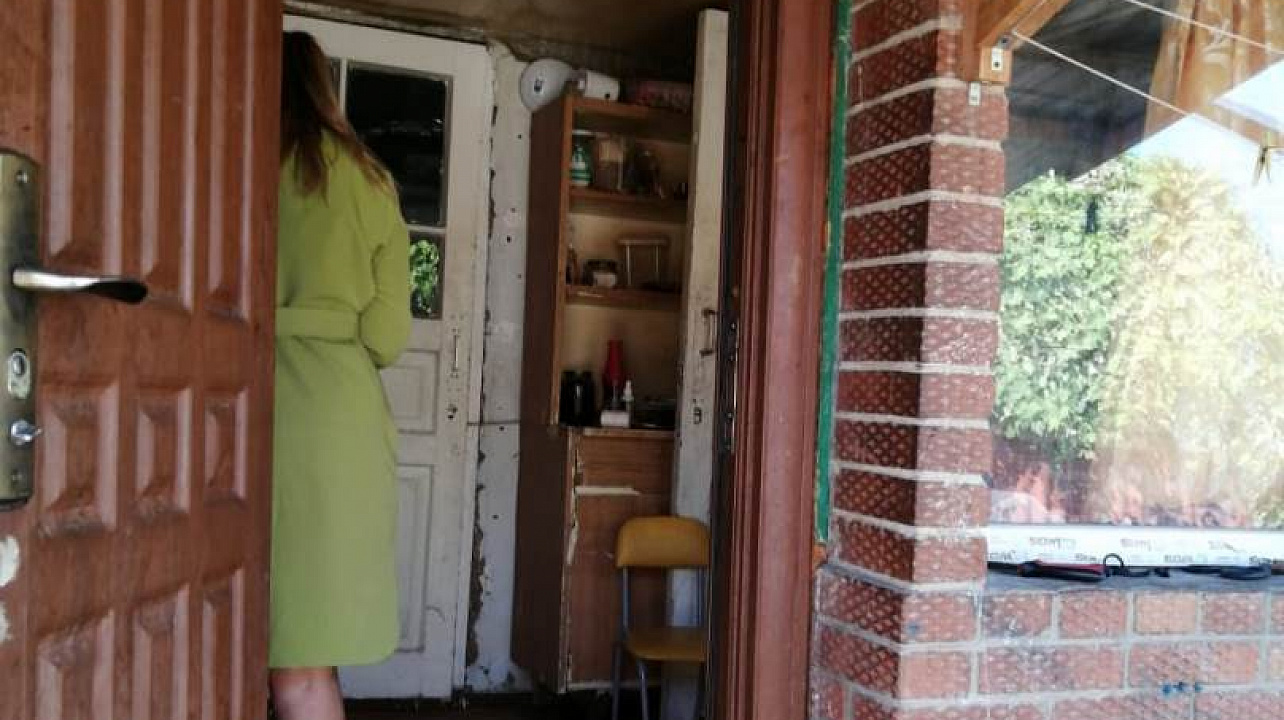 Специалисты отдела по делам несовершеннолетних проверили  неблагополучные семьи