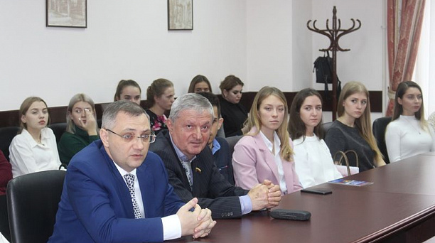 В Кубанском государственном университете обсудили конституционные права и свободы граждан