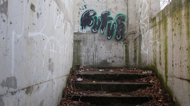 Ещё один земельный участок в «Городскому саду» Краснодара возвращают горожанам: здесь сносят незаконный долгострой