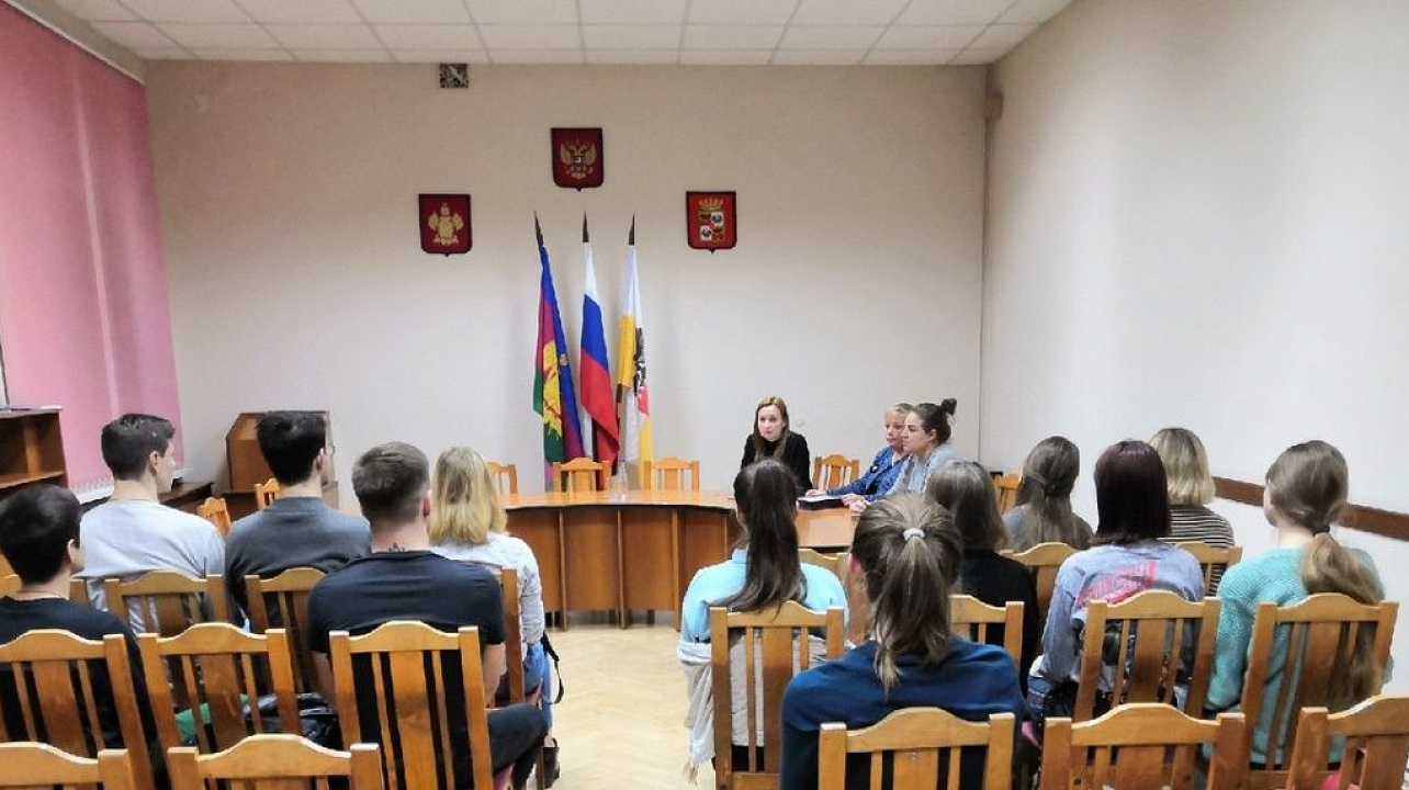 В Западном округе прошло заседание Молодежного совета