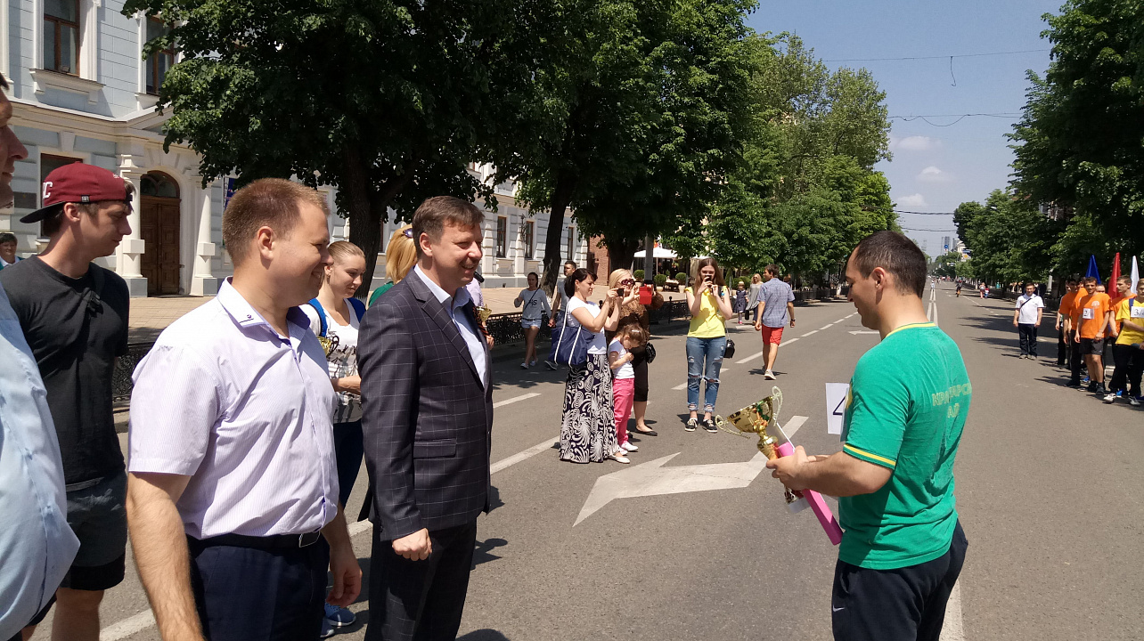 В Краснодаре прошла Всекубанская эстафета «Спортсмены Кубани — в ознаменование Победы в Великой Отечественной войне 1941–1945 годов»