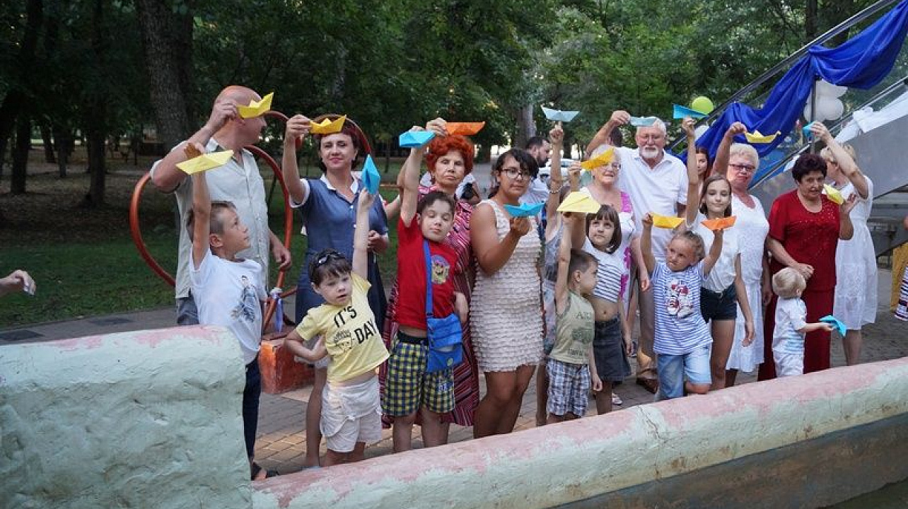 Центральный округ отметил Всероссийский день семьи, любви и верности