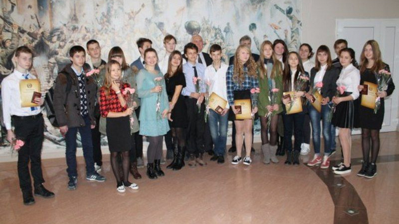 Юные граждане Западного округа получили паспорта