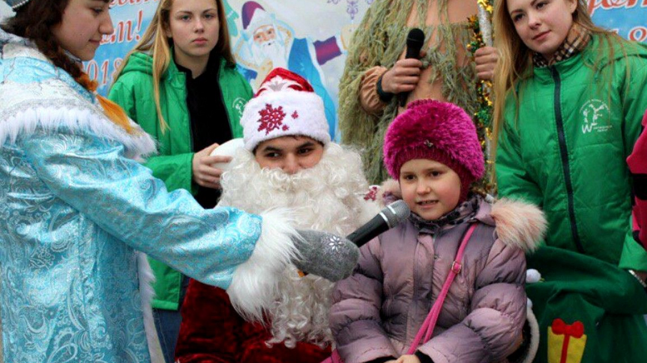 Молодежный Совет Западного округа принял участие в новогодних представлениях