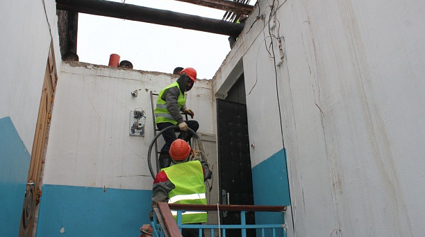 В доме по ул. Рашпилевской в Краснодаре после пожара вместо деревянных сделают железобетонные перекрытия крыши