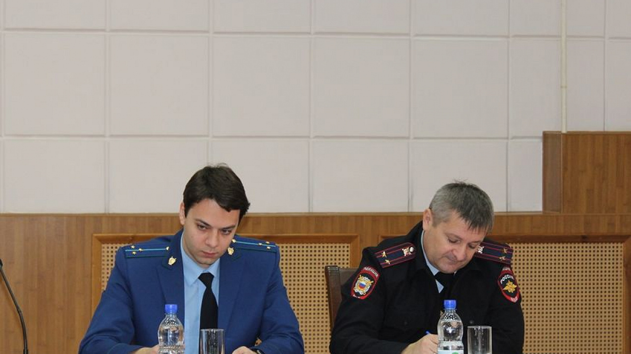 В Западном округе прошло заседание комиссии по чрезвычайным ситуациям