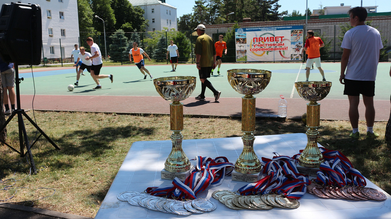 В Прикубанском округе прошел турнир по мини-футболу, посвященный Дню России