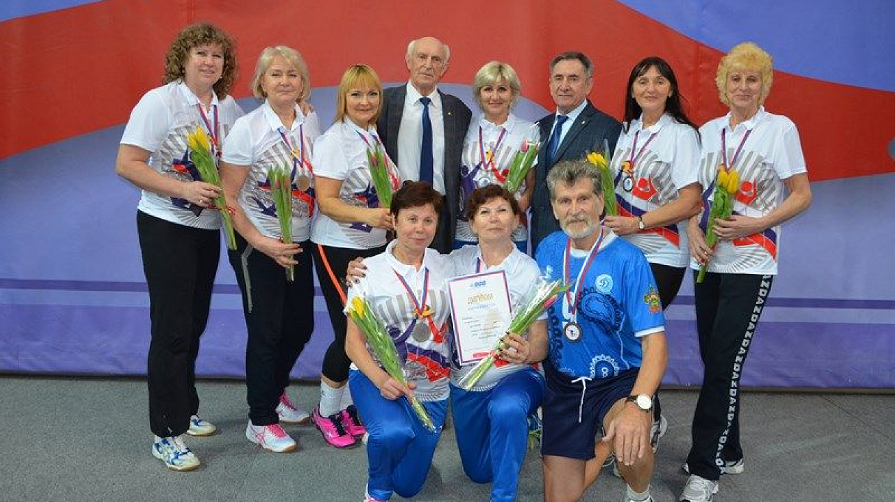 Подведены итоги кубка России по волейболу среди ветеранов.jpg