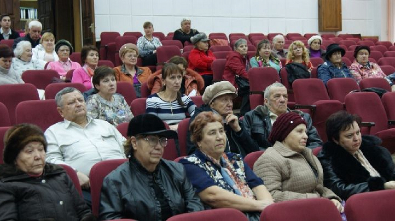 Жители Западного округа встретились с руководителями полиции