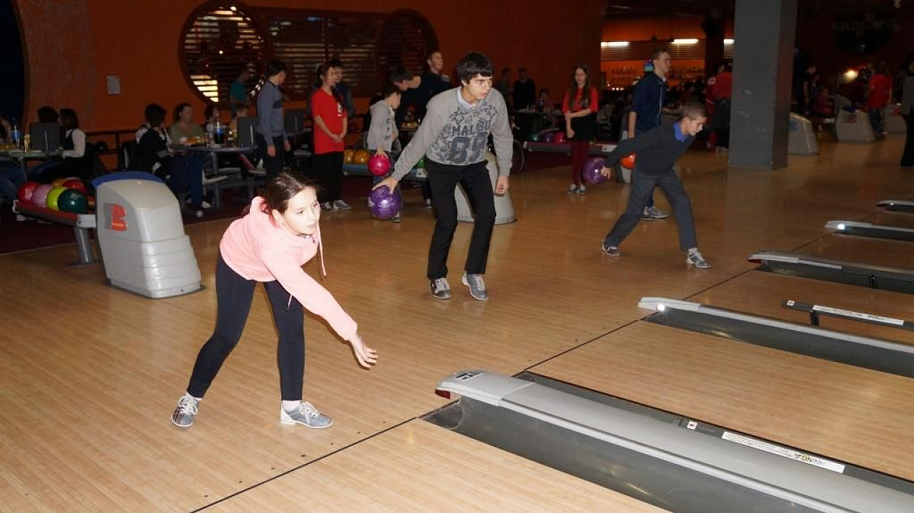 Прикубанские инвалиды соревновались в турнире по боулингу