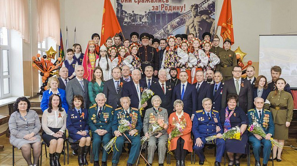 Юные казаки встретились с ветеранами