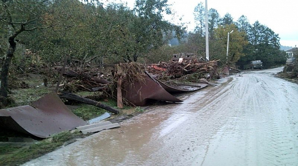Краснодар помогает пострадавшим в поселке Новомихайловском