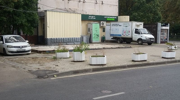 В Краснодаре продолжают снос незаконно возведенных объектов и рекламных конструкций