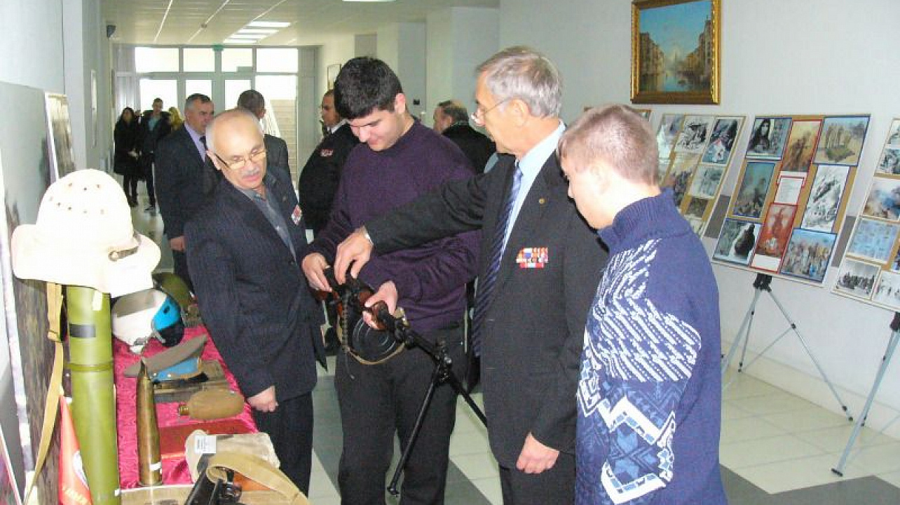 Ветераны вооруженных конфликтов приняли участие в научно-практической конференции в КубГУ..jpg