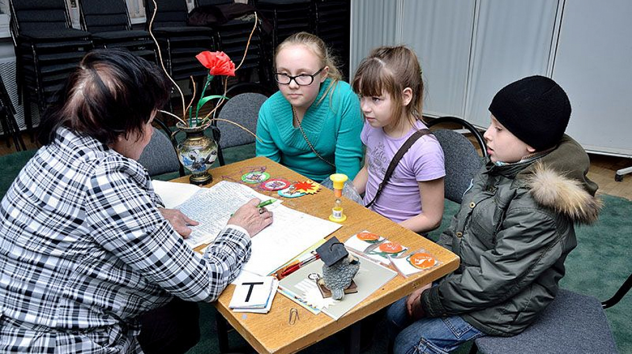 В стрелковом тире на базе 80-й школы состоялся III открытый кубок «Снайпер-2015» по стрельбе из пневматической винтовки