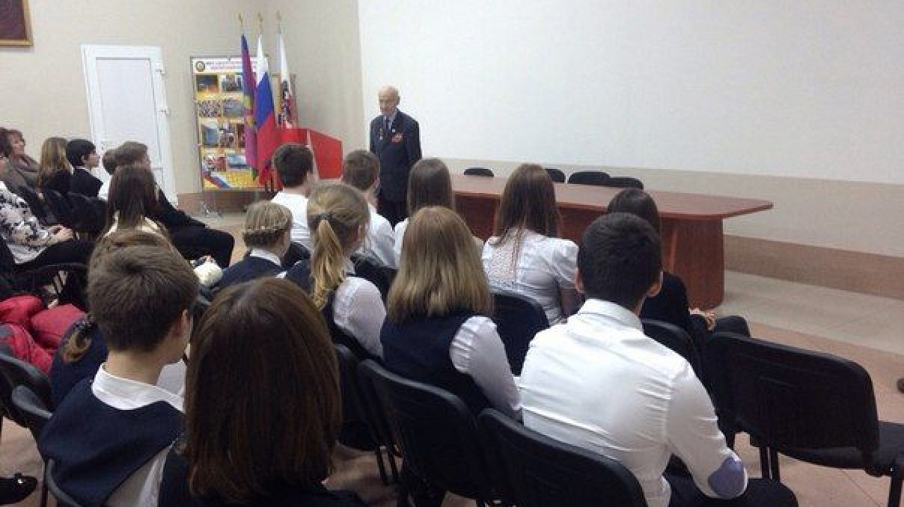 Двадцати юным прикубанцам вручили паспорта граждан России