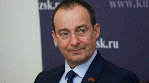 Евгений Наумов поздравил с 65-летием председателя ЗСК Юрия Александровича Бурлачко