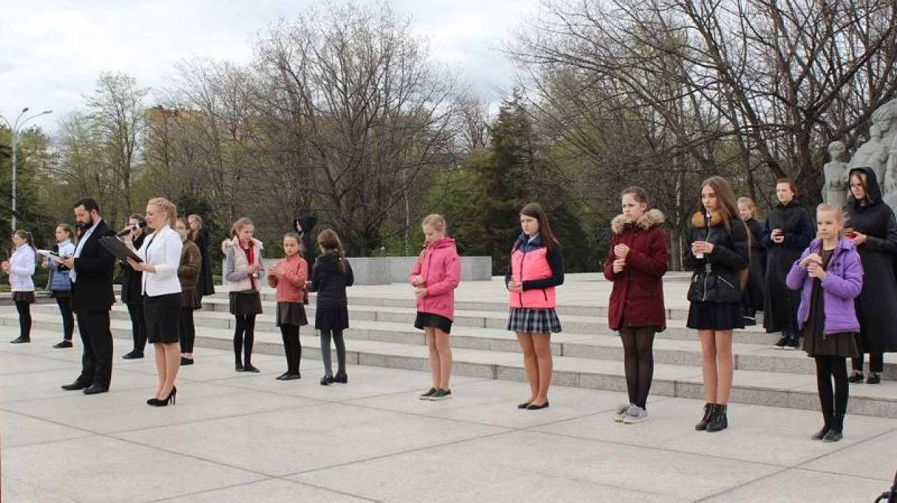 Сегодня в Центральном округе прошел митинг-реквием, посвященный Международному дню освобождения узников фашистских лагерей