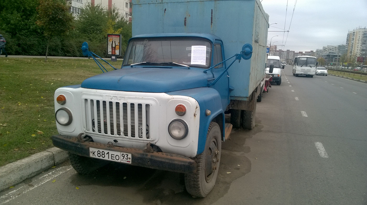 На территории Западного округа проведен мониторинг улиц с целью выявления и уборки транспортных средств, брошенных собственниками