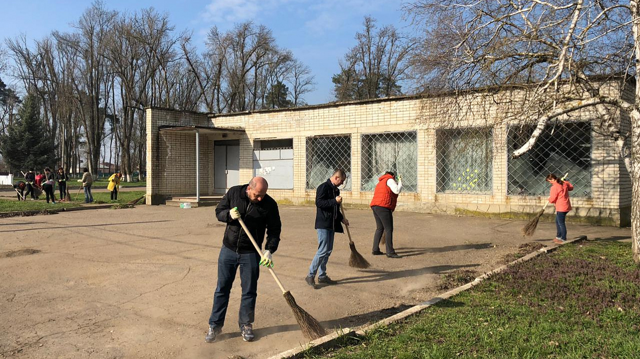 лазурный П.А.  Носаленко.jpg