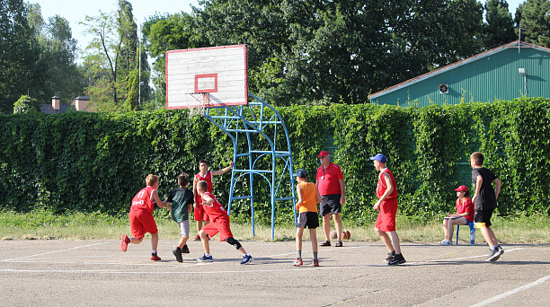 Все на площадку