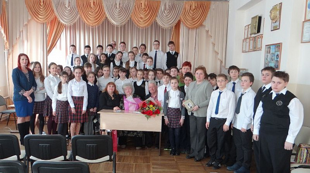 В гимназии № 92 проходят встречи с ветеранами ВОВ