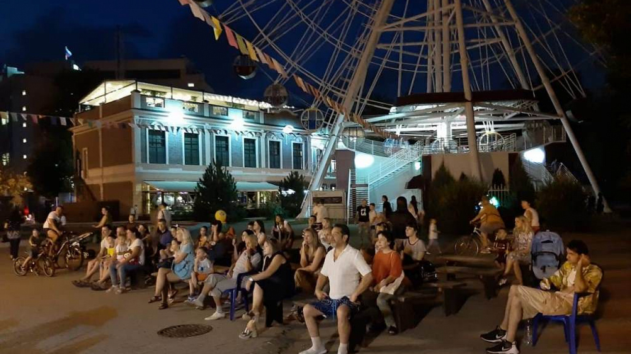 Учреждения культуры Западного округа присоединились к Всероссийской акции «Ночь кино»