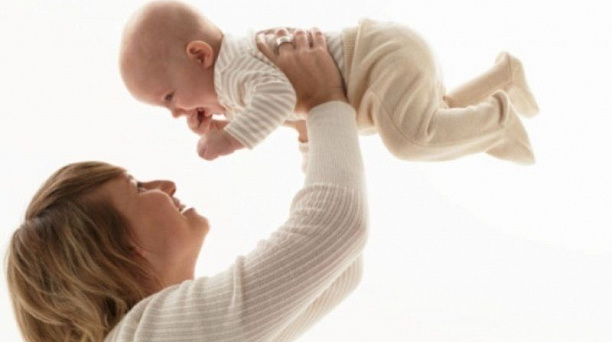 Управление социальной защиты населения предлагает семьям оформить пособие на ребенка