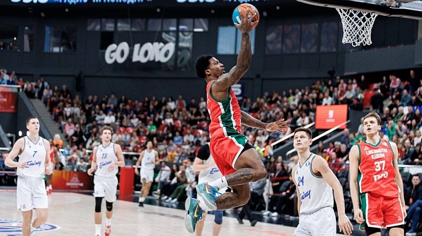 Евгений Наумов поздравил баскетбольный клуб «Локомотив-Кубань» с победой над красноярским «Енисеем»