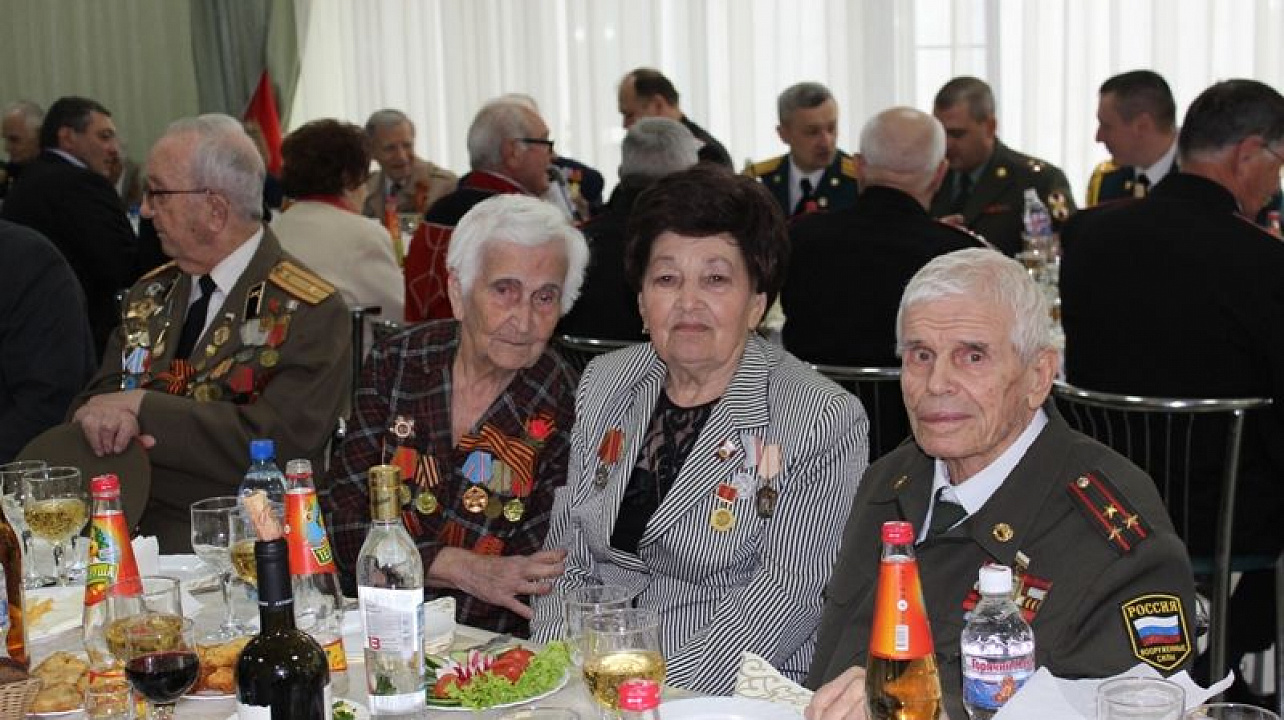 Ветераны ВОВ Центрального округа побывали на торжественном приеме в администрации города Краснодара