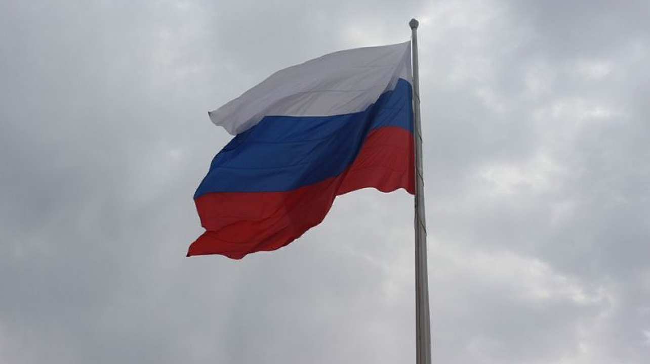 Общественность Центрального округа отметила День Государственного флага РФ