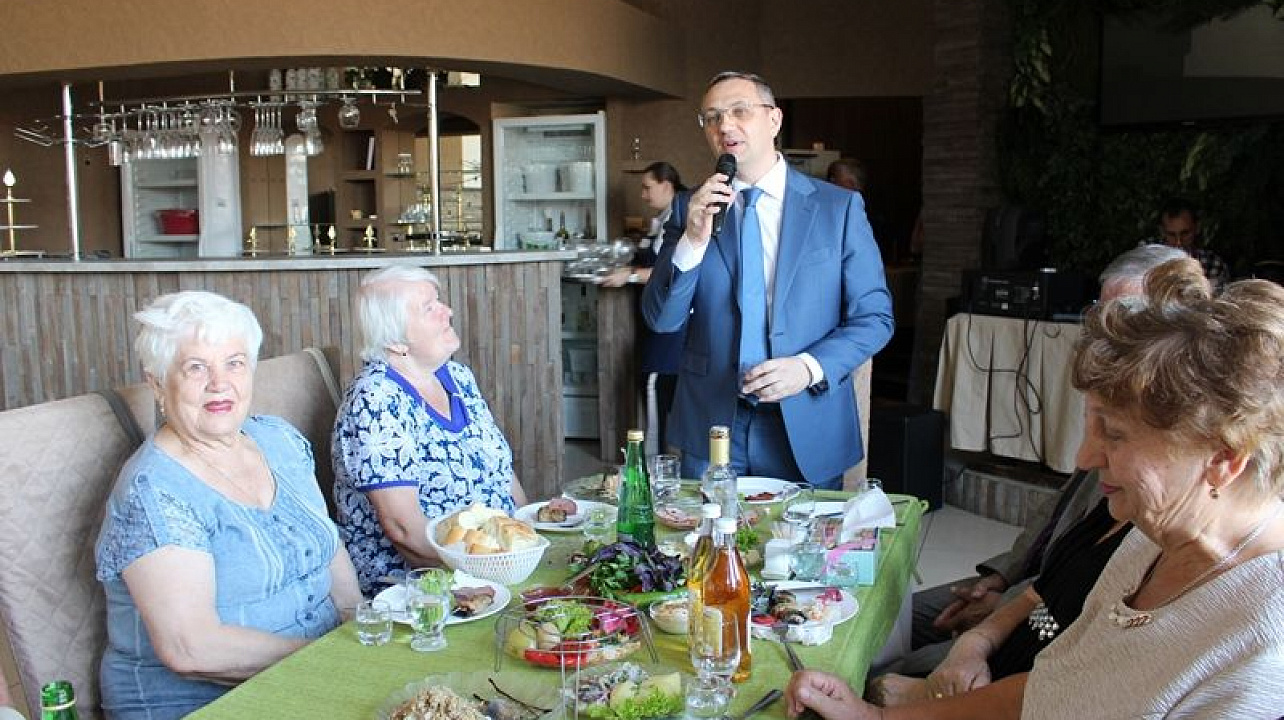 Первый заместитель главы Центрального округа Сергей Громыко поздравил общественников с наступающим Днем города Краснодара