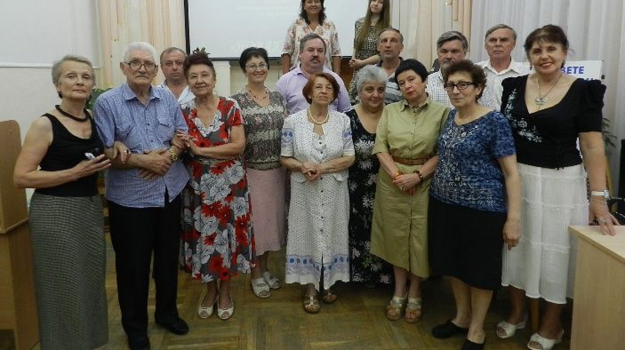 литературная гостиная «Новая книга»