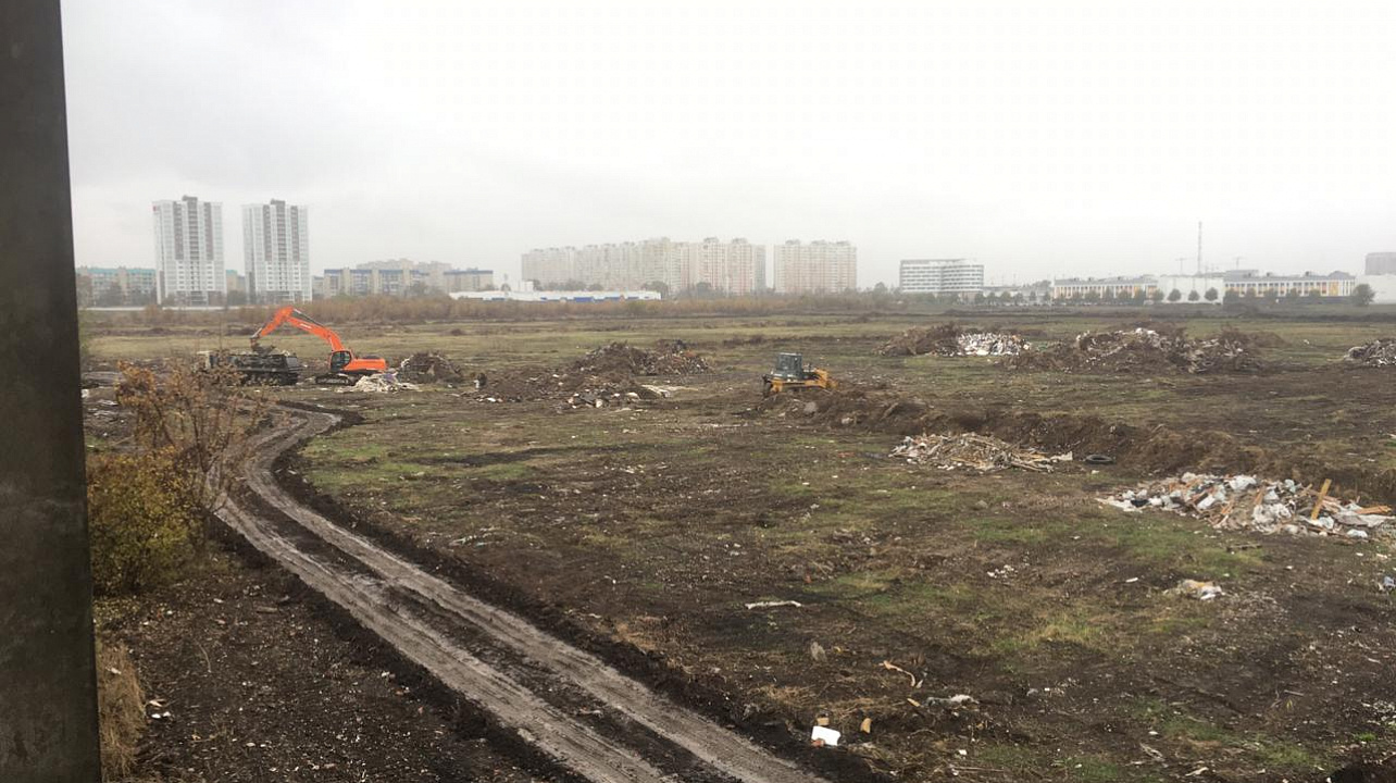 В Прикубанском округе продолжается работа по ликвидации несанкционированных свалок