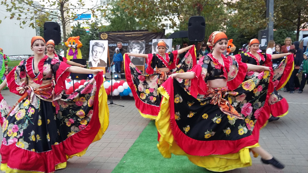 В Западном округе прошли праздничные мероприятия