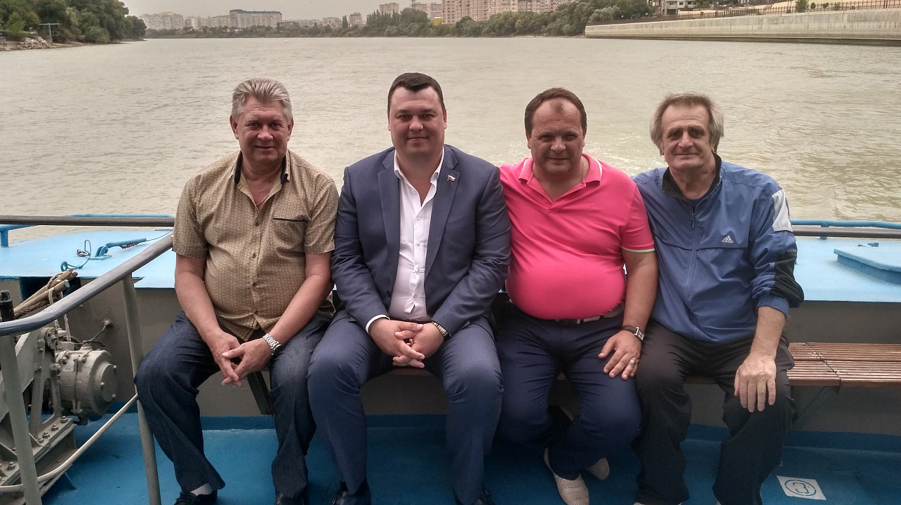 Прикубанские чернобыльцы побывали на экскурсии по реке Кубань