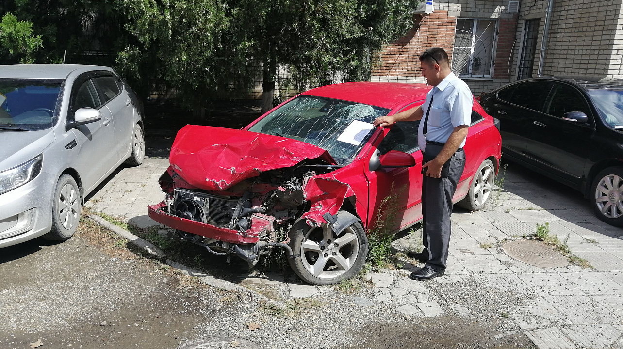 На территории Западного округа прошёл мониторинг улиц с целью выявления транспортных средств, брошенных собственниками