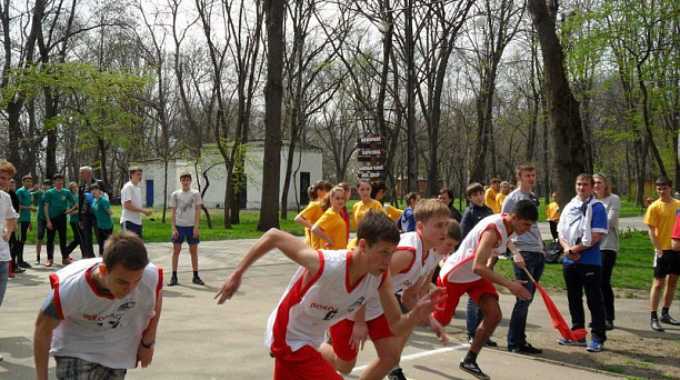 В Центральном округе прошел спортивный праздник «Здоровая страна»