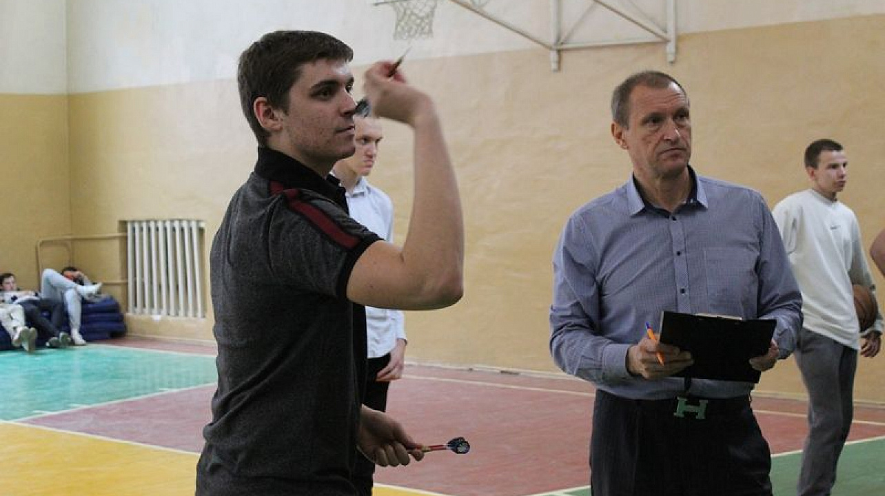 В Центральном округе прошел турнир по дартсу