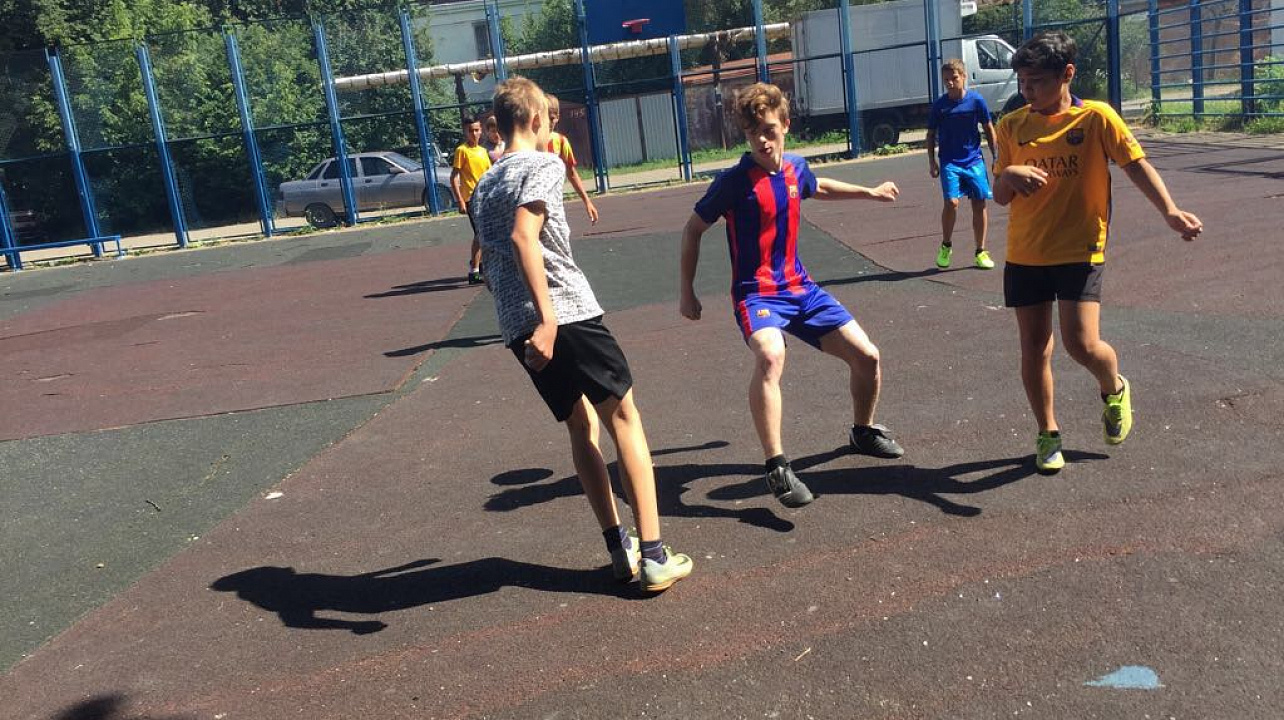 В Краснодаре продолжается I этап летнего турнира по мини-футболу