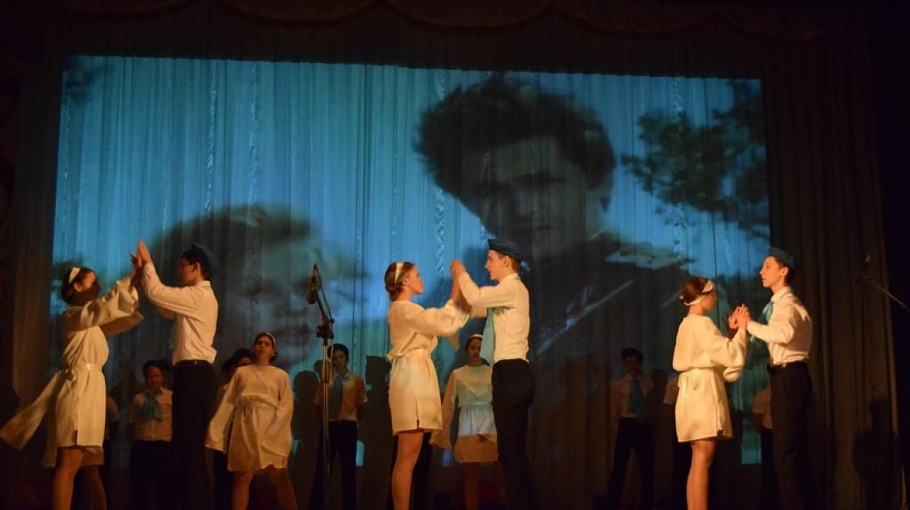 Семиклассники школы №75 примут участие в окружном этапе фестиваля «Песня в солдатской шинели»