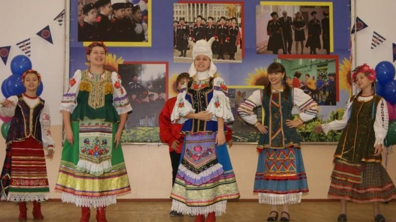 Казачьему роду нет переводу