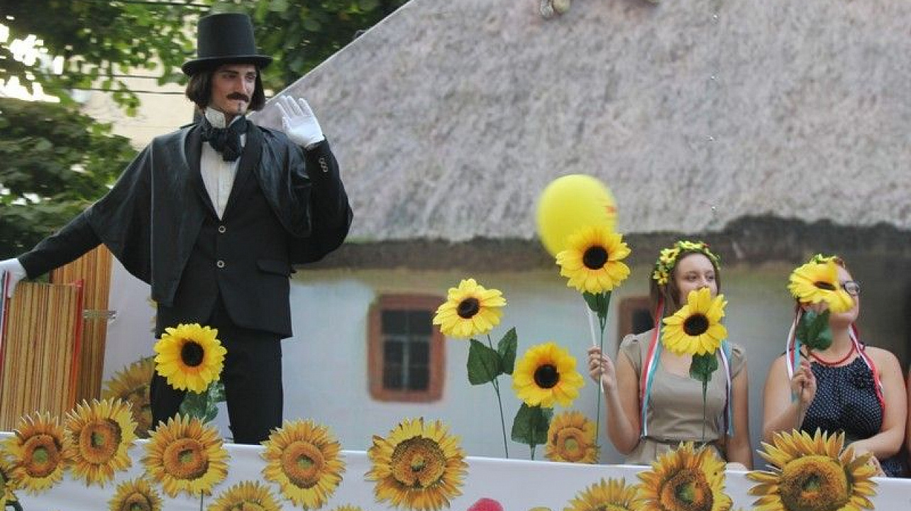 Краснодарский Литературный парад-шествие собрал более четырех тысяч участников