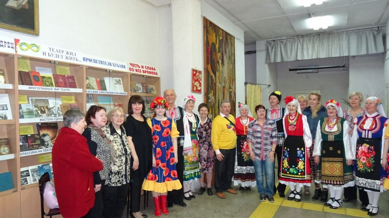 В библиотеке им. Л. Н. Толстого прошел литературный вечер смеха