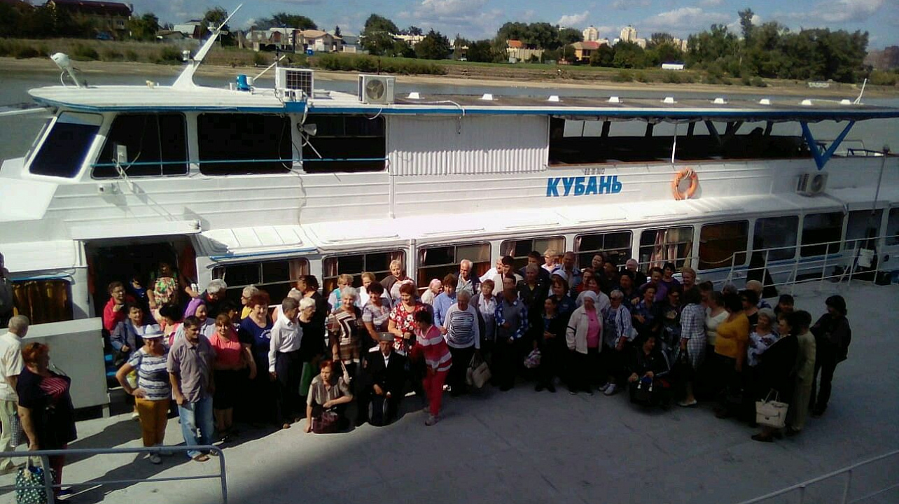 Инвалиды Центрального округа празднуют День города