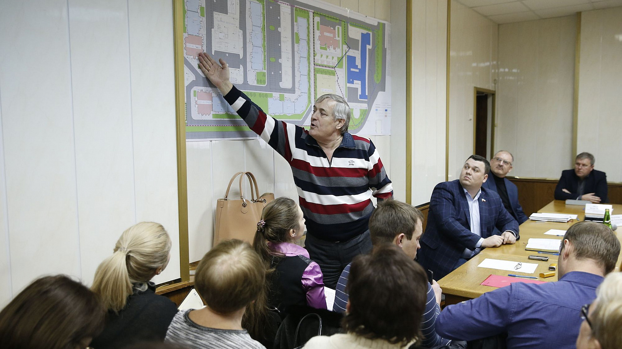 В администрации Прикубанского округа состоялась очередная встреча с жителями микрорайона ул. Казбекской