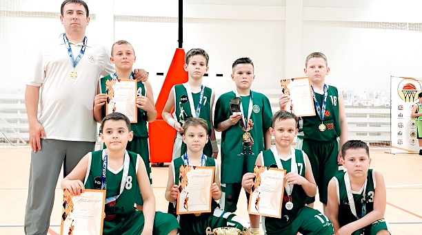 И посостязались, и поиграли  