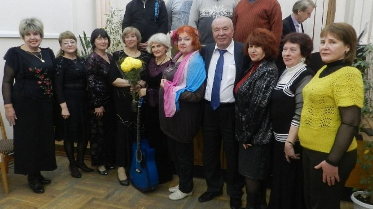 В библиотеке Западного округа состоялась творческая встреча с композитором-исполнителем Еленой Паршиной