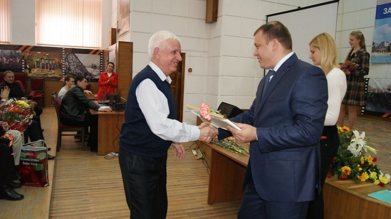 В Западном округе прошло  собрание ко Дню местного самоуправления
