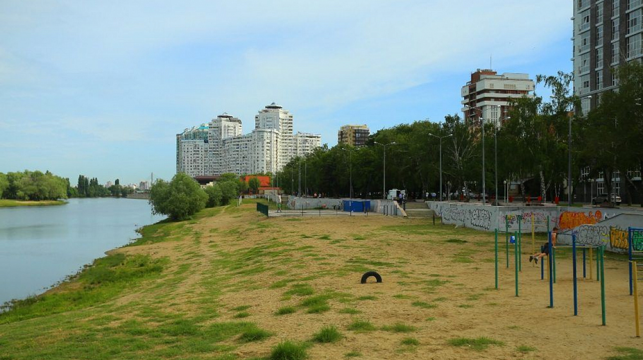 В Краснодаре на 10 участках планируют обустроить зоны отдыха у воды